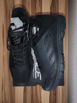 Tretry Force Go black