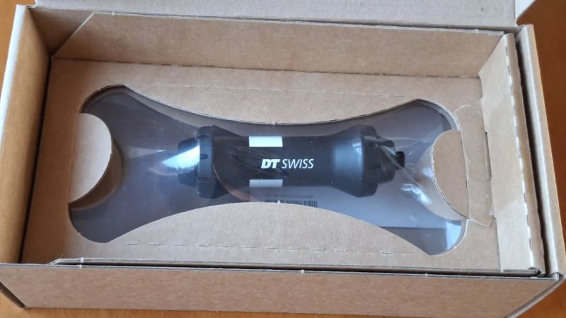 Silniční náboje (pár) DT Swiss 350 non disc (ráfkové brzdy a rychloupínák) - Sram XDR - 20/24 děr