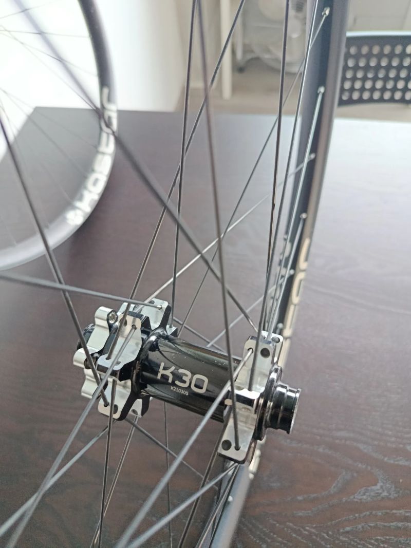 Kastar K30 29" + náhradní ráfek 