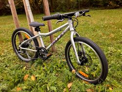 Amulet Youngster 20 Disc (Hydraulické brzdy)