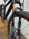 Závodní karbonové XC kolo – velikost S (15“), 27,5“