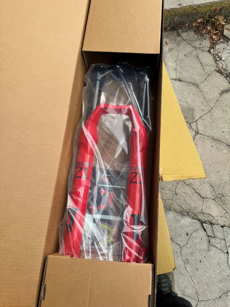 Vidlice Rock Shox, Fox, Marzocchi