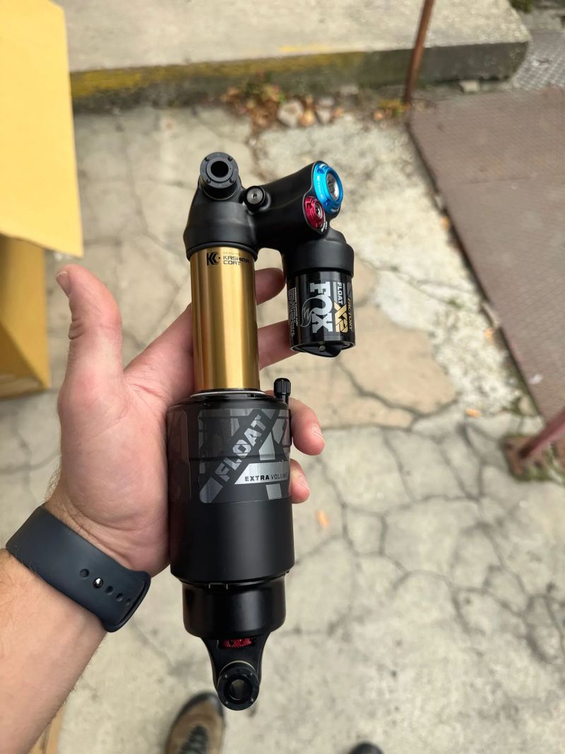 Tlmiče Fox, Rock Shox, Marzocchi, DT Swiss