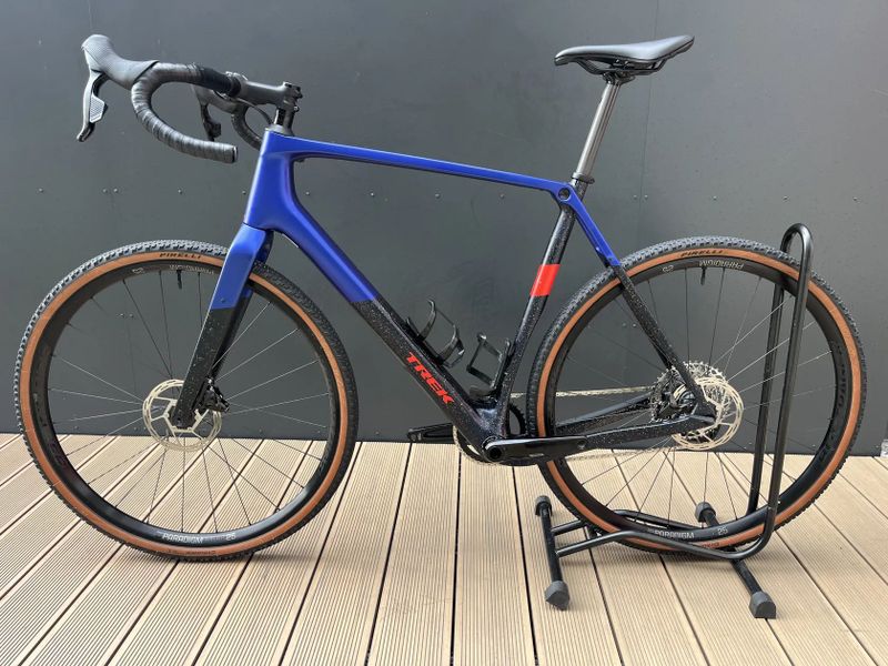 Trek Checkpoint SL6 Gen 3
