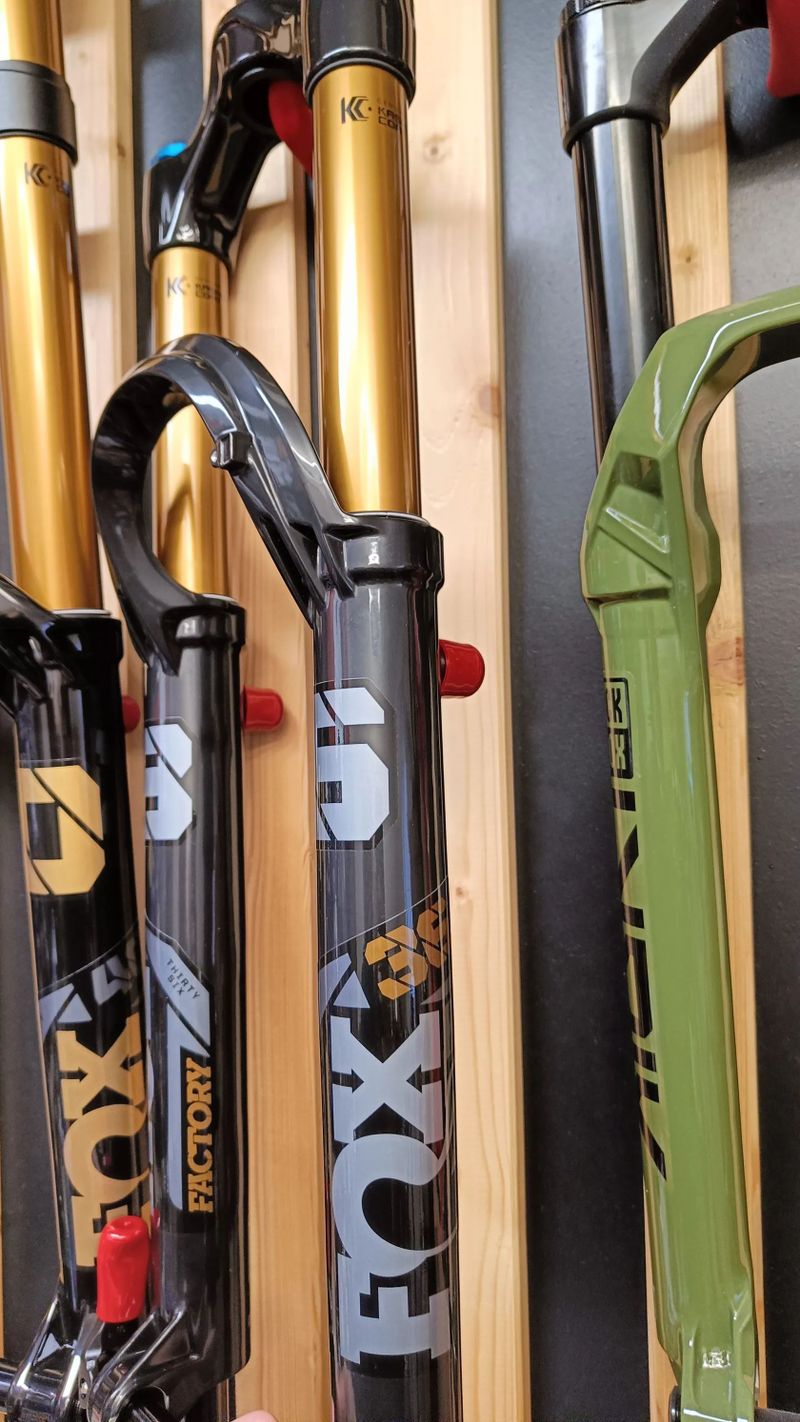 Fox 36 FACTORY Grip X2 160" 29" 