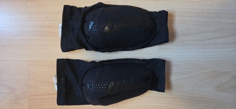 XXL Leatt chrániče loktů