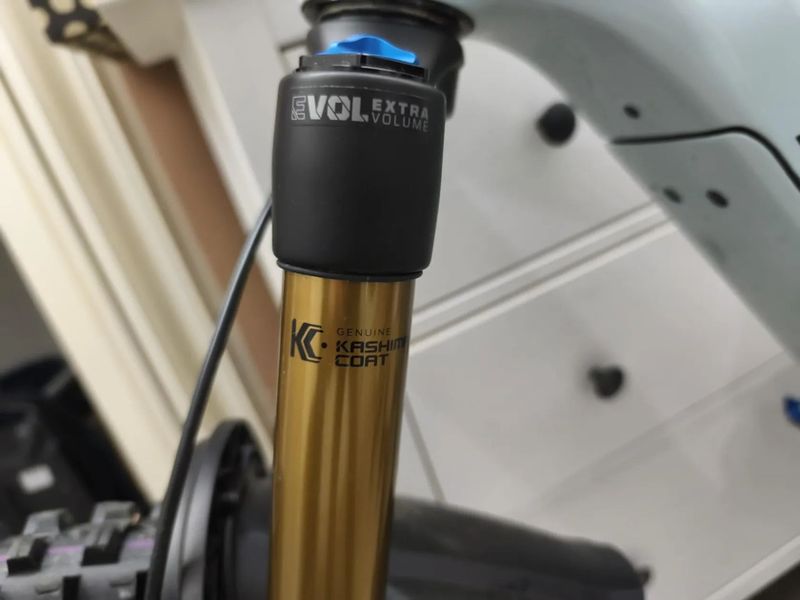 FOx 36 Factory 160mm Grip 2