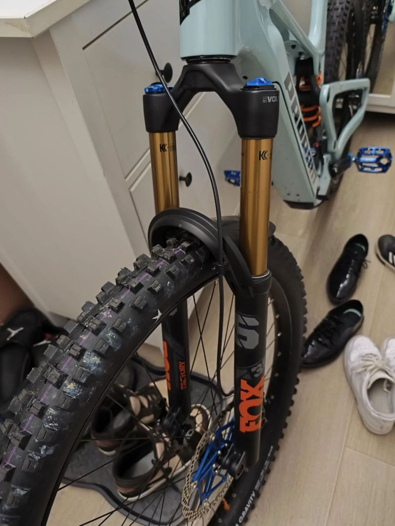 FOx 36 Factory 160mm Grip 2