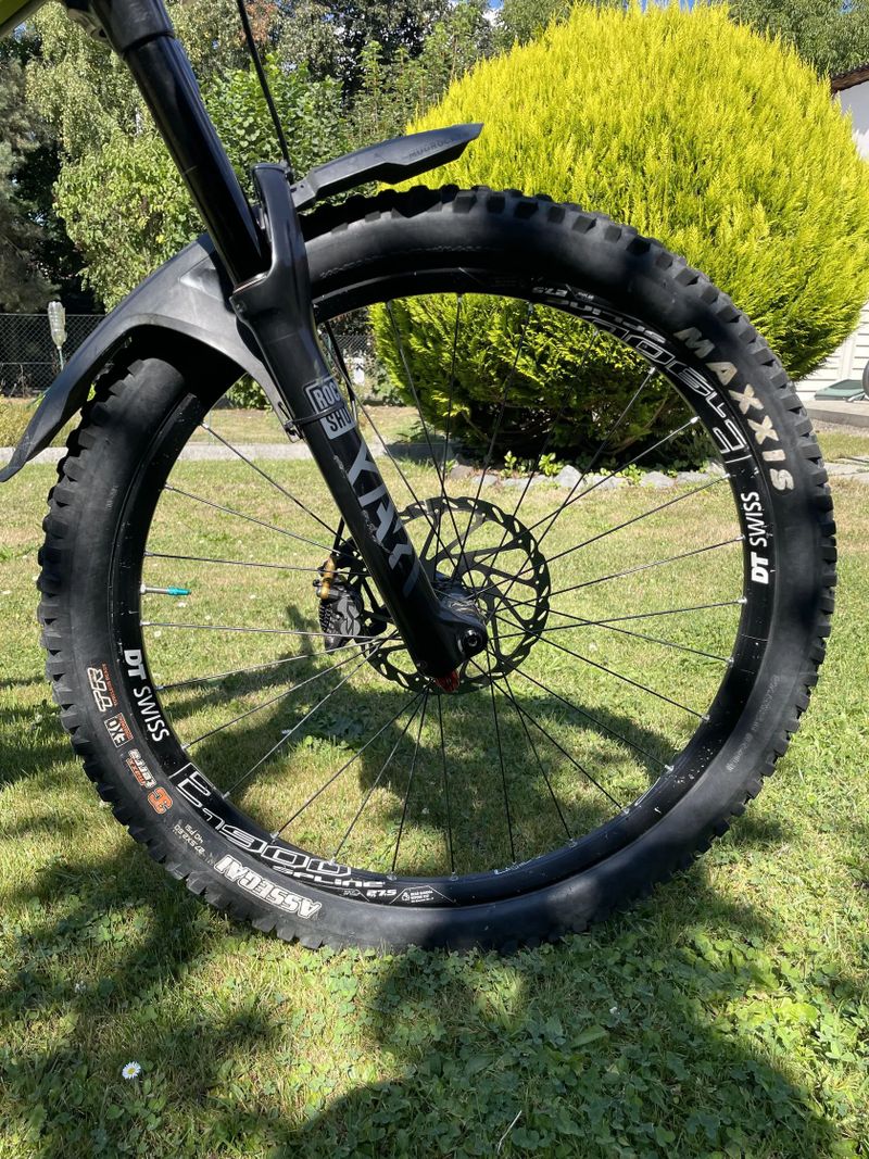 YT Industries Capra cf