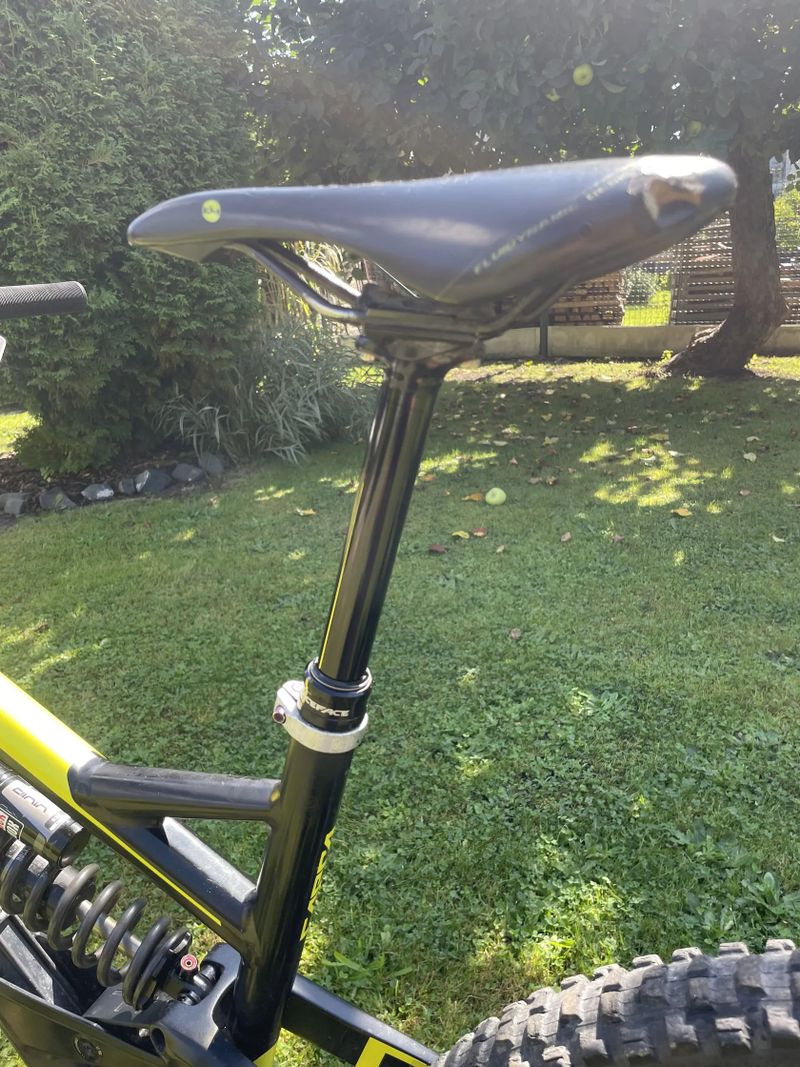 YT Industries Capra cf