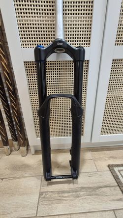 SR Suntour durolux 38 2025,180mm