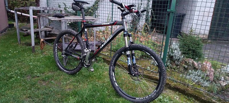 Trek 8500