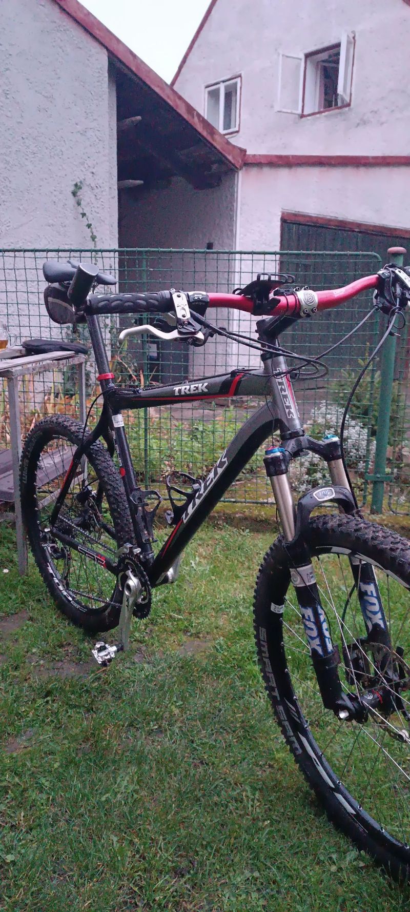 Trek 8500
