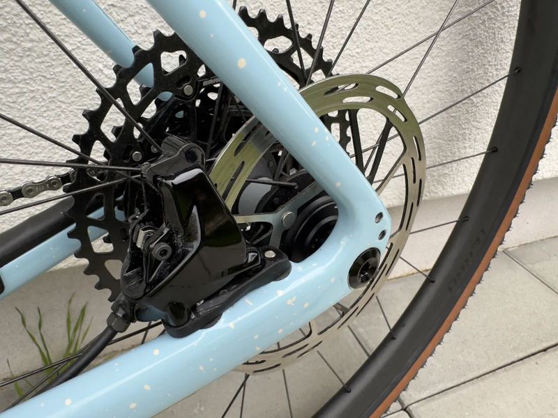 Specialized Diverge Expert Carbon vel. 61. Najeto cca 500 km.