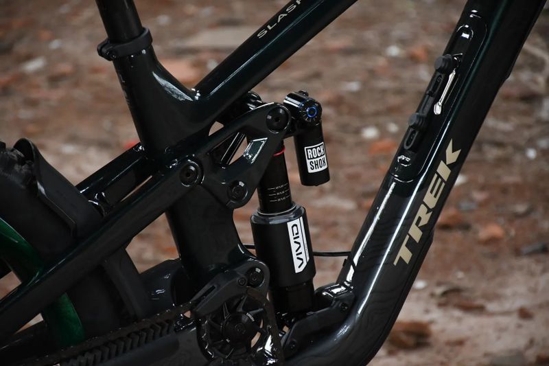 Trek Slash Gen 6 custom M /L