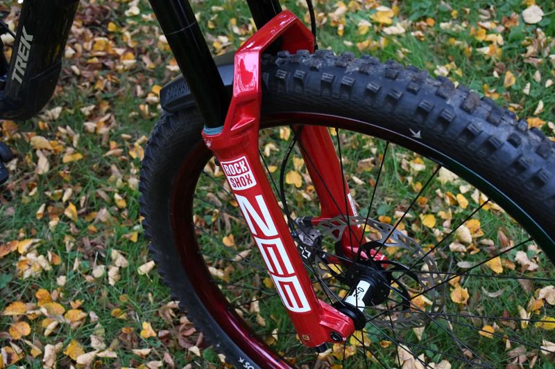 Trek Slash Gen 6 custom M /L