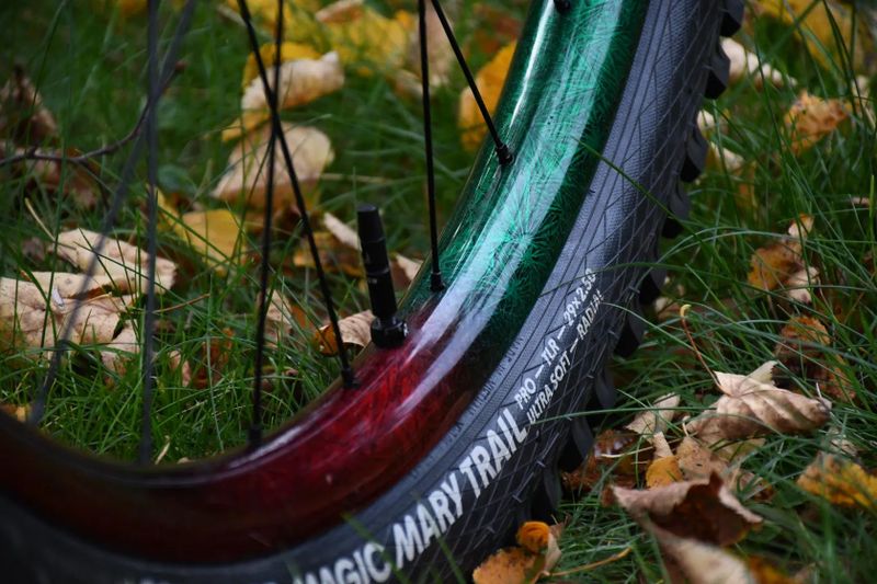 Trek Slash Gen 6 custom M /L