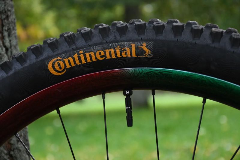 Trek Slash Gen 6 custom M /L