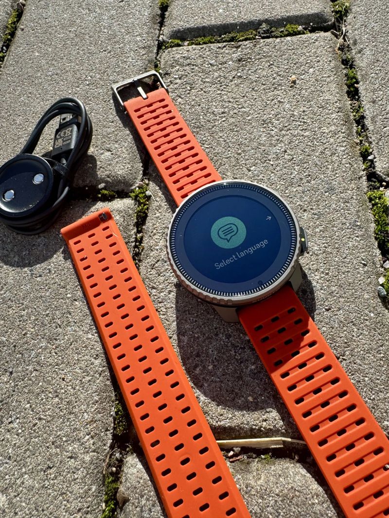 Suunto Vertical Titanium Solar Canyon, top stav, záruka