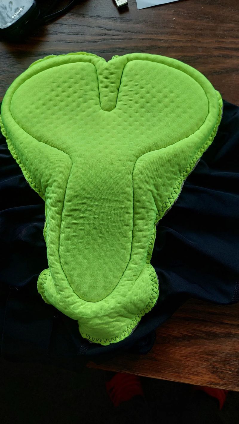 Krátké cyklistické dámské kalhoty