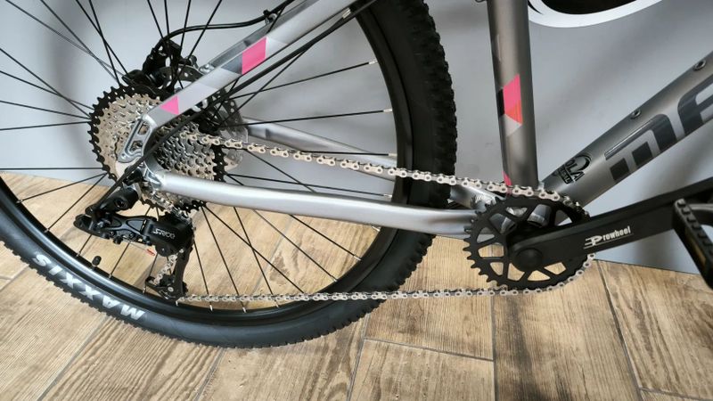 Maxbike Lady 27,5 2025 šedý mat+růžová