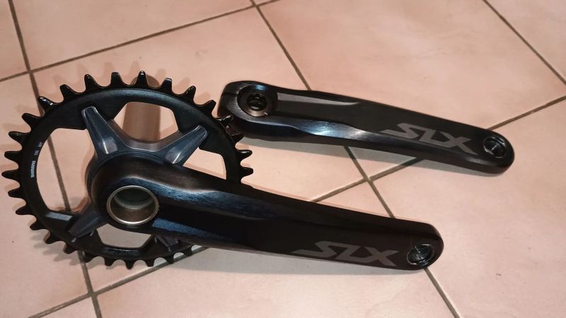 MTB kliky Shimano SLX FC-M7120 s převodníkem 32 zubů
