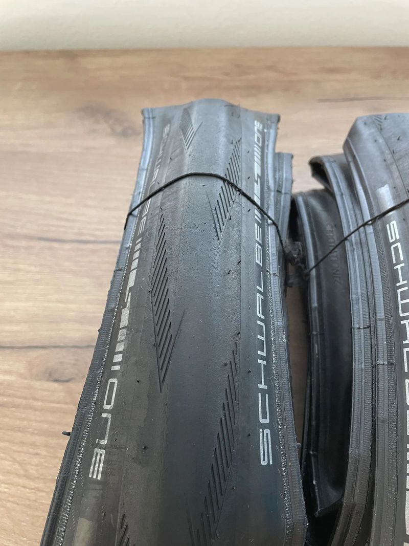 Pláště Schwalbe One 700x32C