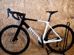 Canyon Grail CF SL, 2025, velikost M