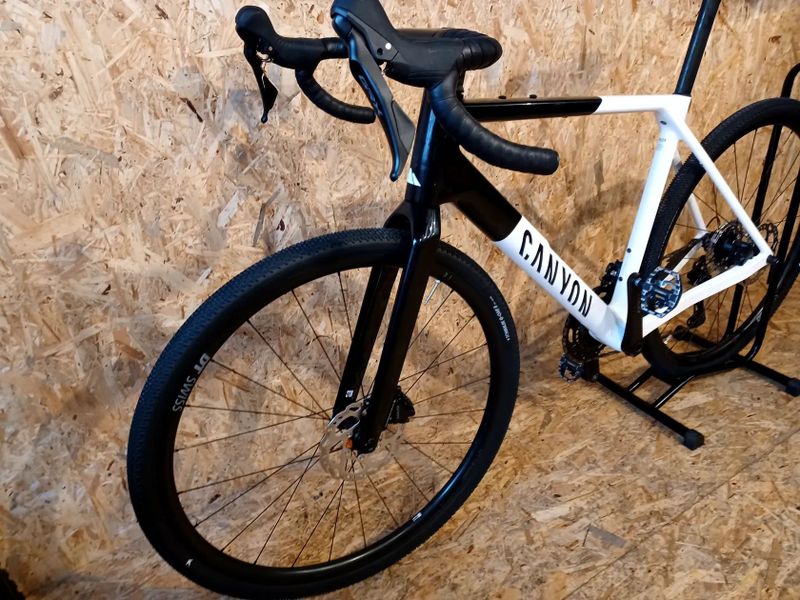 Canyon Grail CF SL, 2025, velikost M