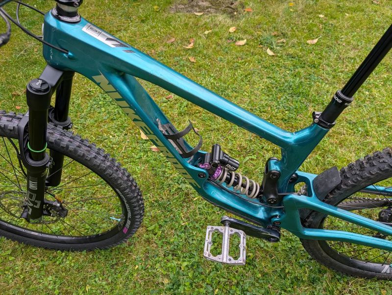 Nukeproof Giga 297