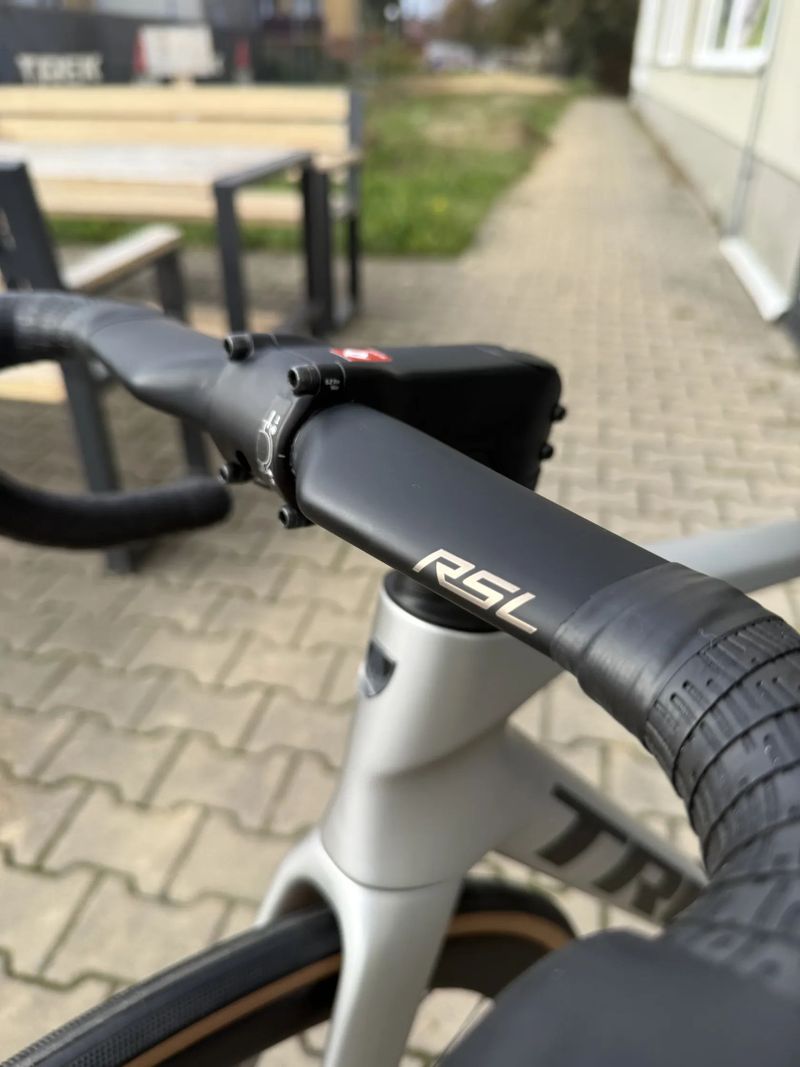 KARBONOVÉ AERO ŘÍDÍTKA TREK RSL