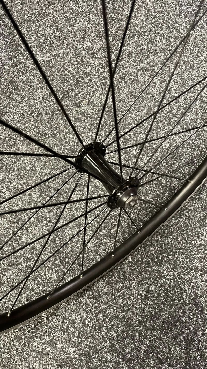 Přední kolo Bontrager Affinity TLR Silnice/Gravel 