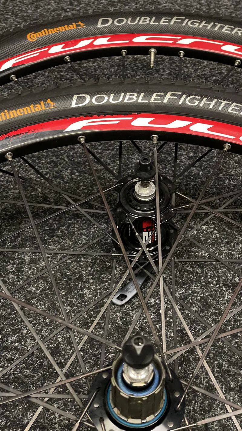 Fulcrum Red Metal