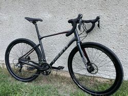 Giant Revolt 1 L