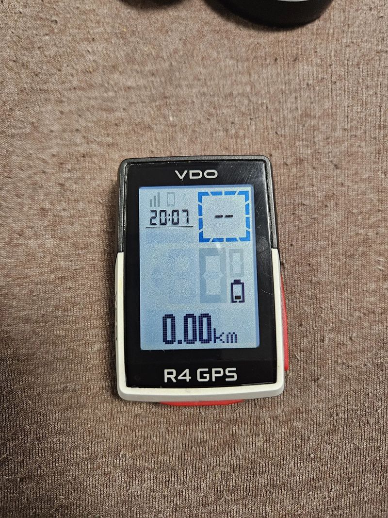 VDO R4 GPS