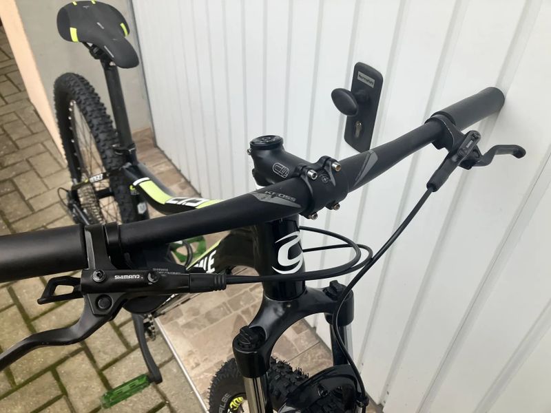 Cannondale pro juniory nebo menší postavy
