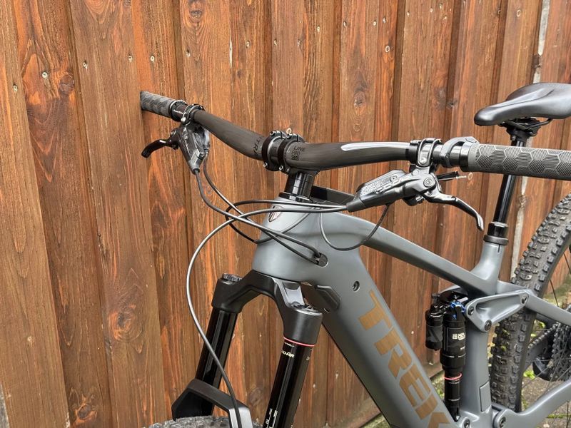 Trek Rail 9.8 GX ProjectOne- 450km