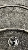Výprodej nových kol Bontrager Kovee 110/148 mm, Shimano (sety+přední) 29 palců