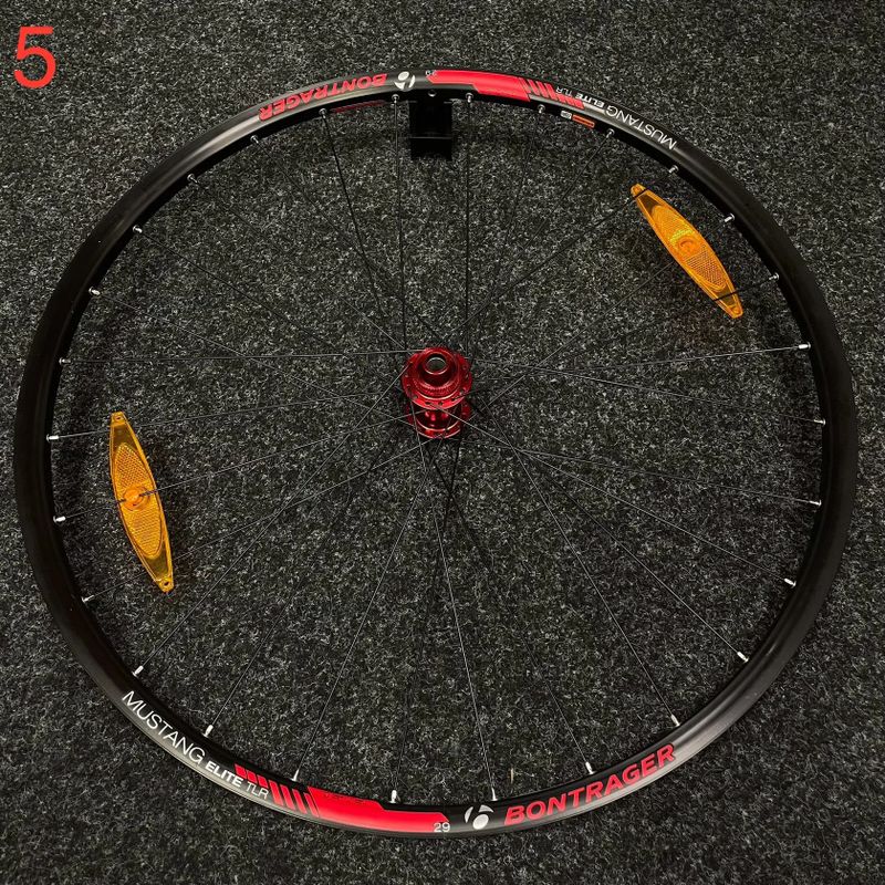 Výprodej nových kol Bontrager Kovee 110/148 mm, Shimano (sety+přední) 29 palců