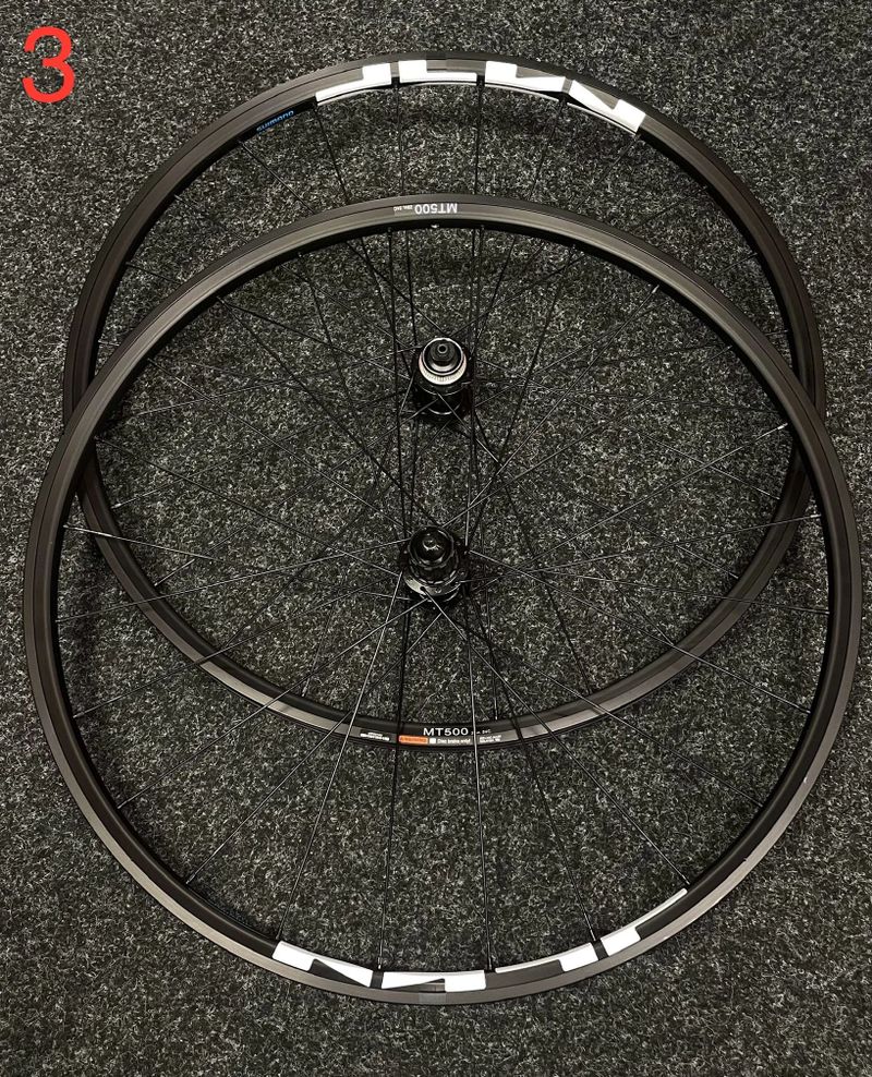 Výprodej nových kol Bontrager Kovee 110/148 mm, Shimano (sety+přední) 29 palců
