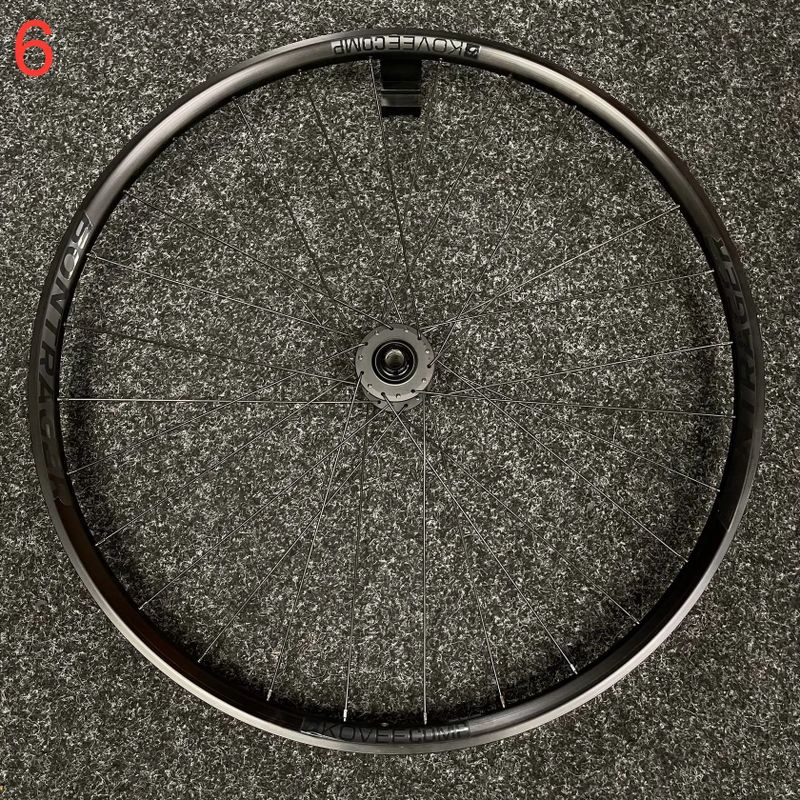 Výprodej nových kol Bontrager Kovee 110/148 mm, Shimano (sety+přední) 29 palců