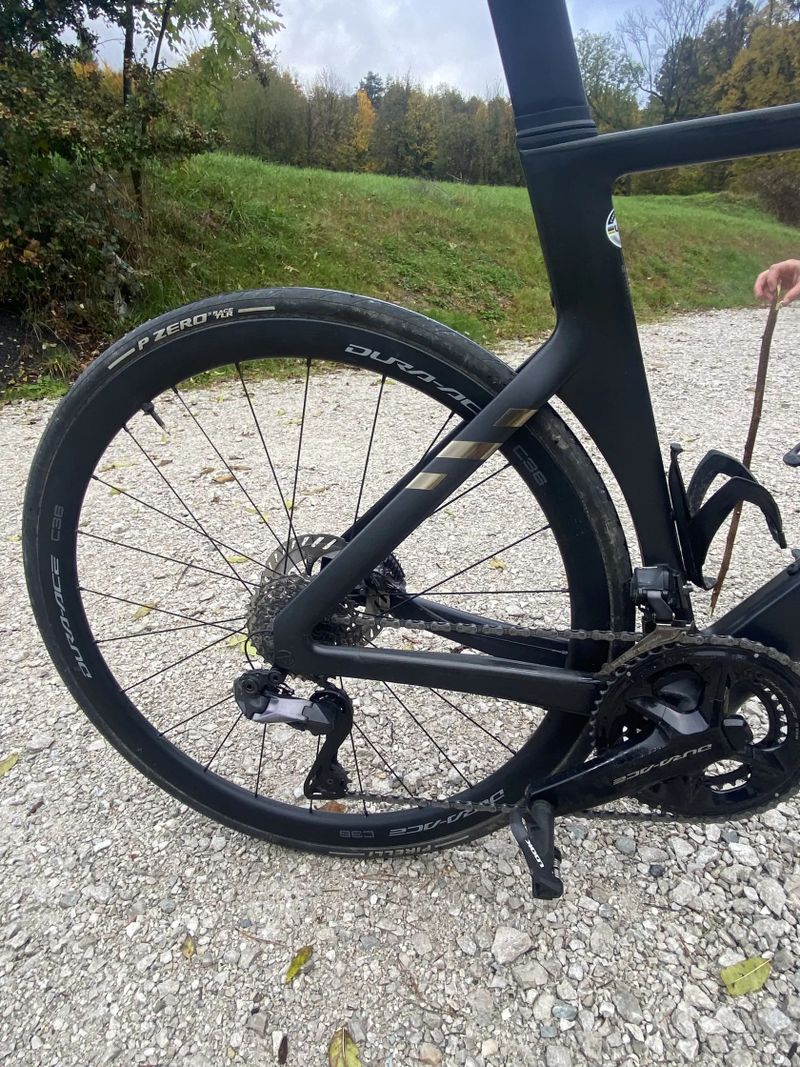 Canyon Aeroad CFR vel.56