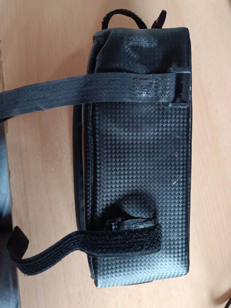 Pouzdro na mobil/brašna na kolo