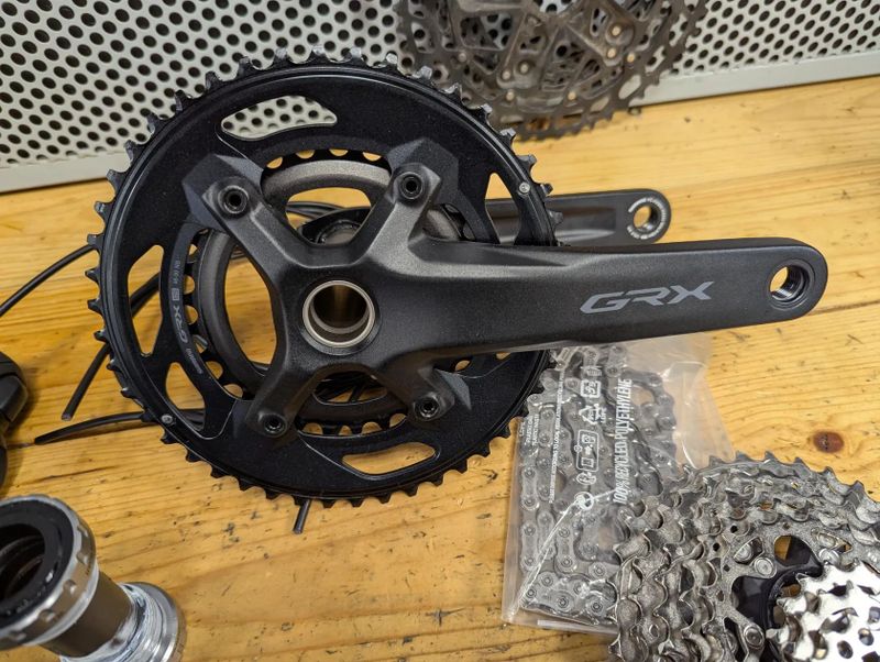 nová sada Shimano GRX RX610 2x12