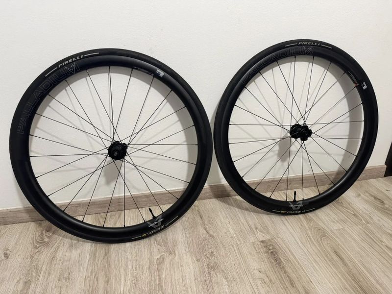 Karbonová kola Velomann paladium 33mm / sram XDR