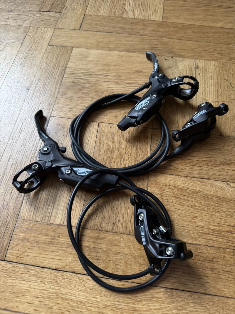 Sram G2 R - brzdový set
