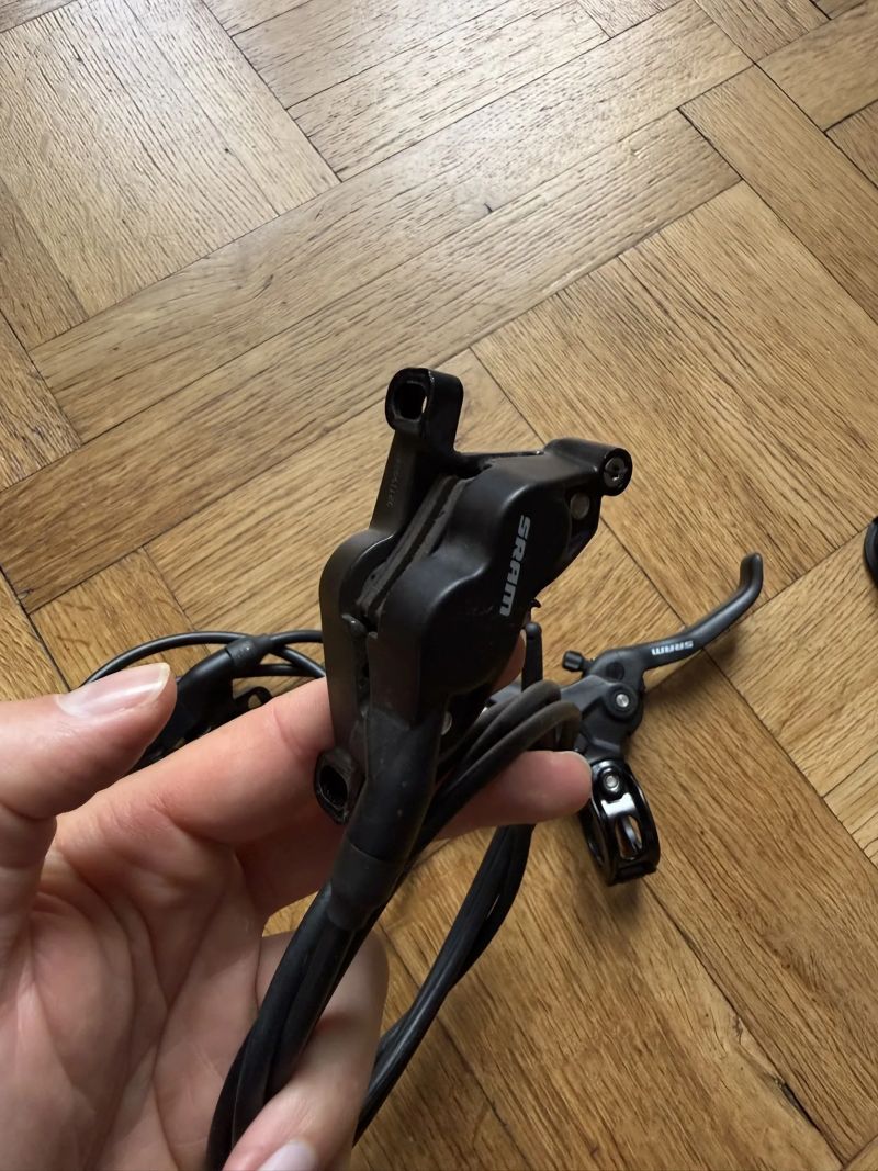 Sram G2 R - brzdový set