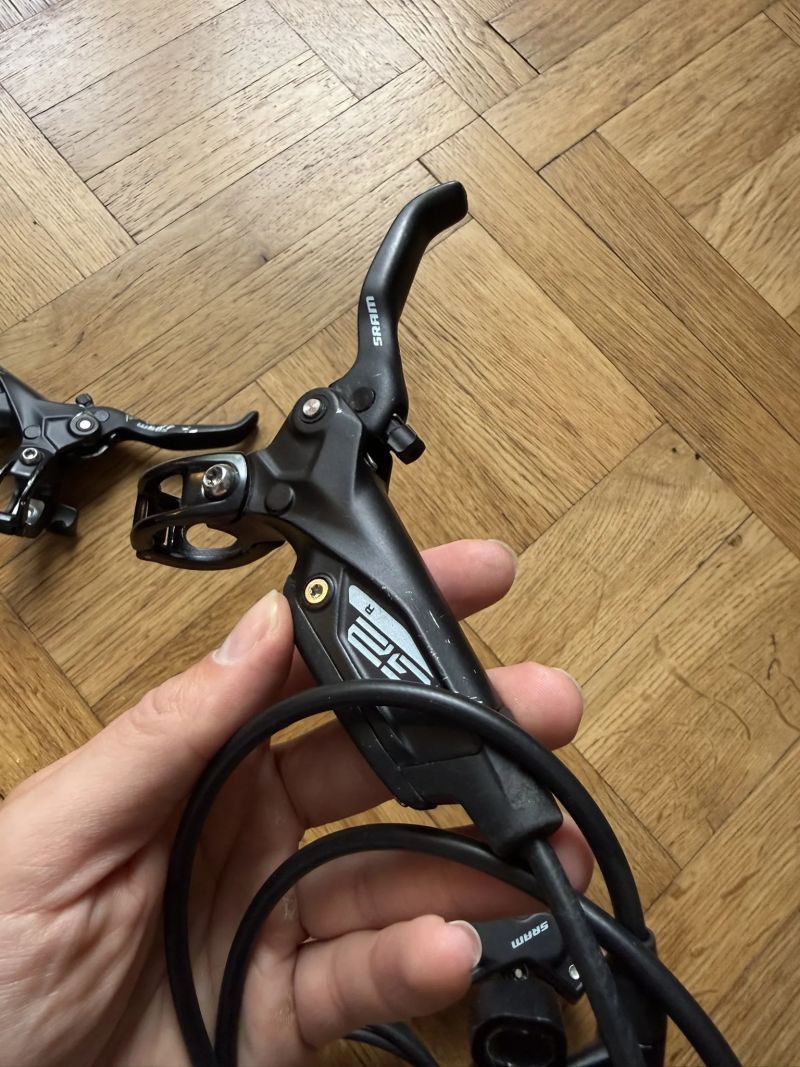 Sram G2 R - brzdový set