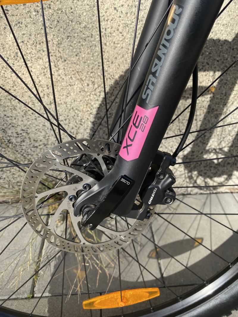 27.5" dívčí horské kolo Trek Marlin 5 rám S 15"