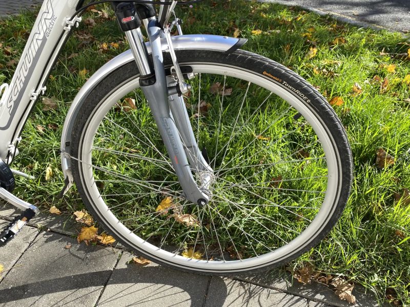 28" pánské cestovní kolo Schwinn s řazením Nexus 8 